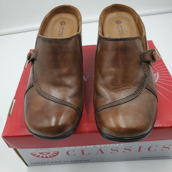 EARTH SPIRIT Classics "Emma" Women Size 6 Leather Clogs, PRE-OWNED - Picture 1 of 7